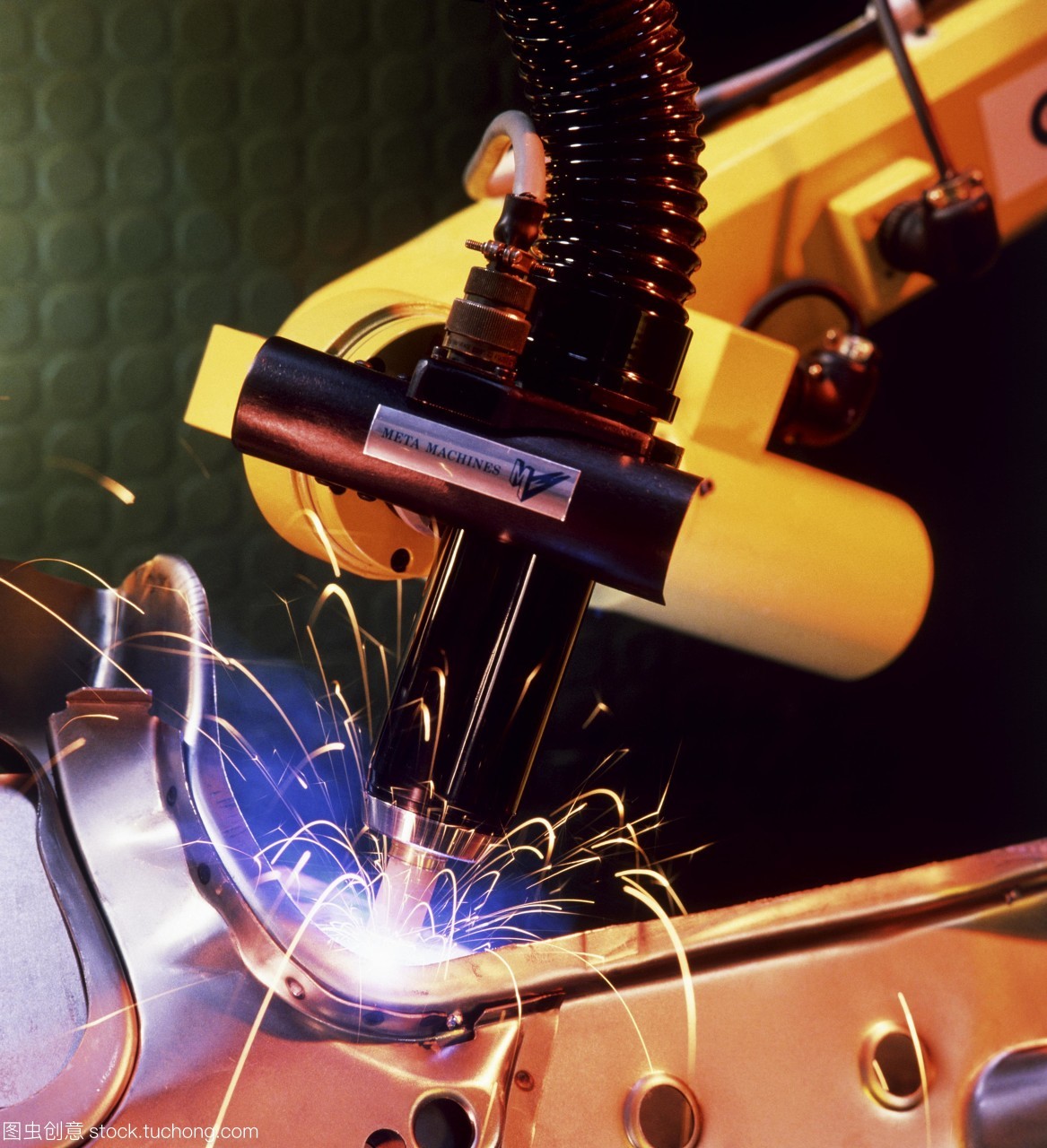 Metatorch 第二代焊接機(jī)器人的精準(zhǔn)革新